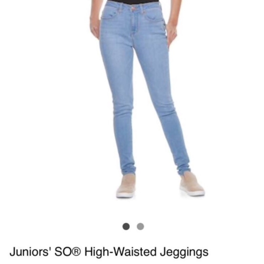 NWOT Juniors SO High Rise Jegging Size 9